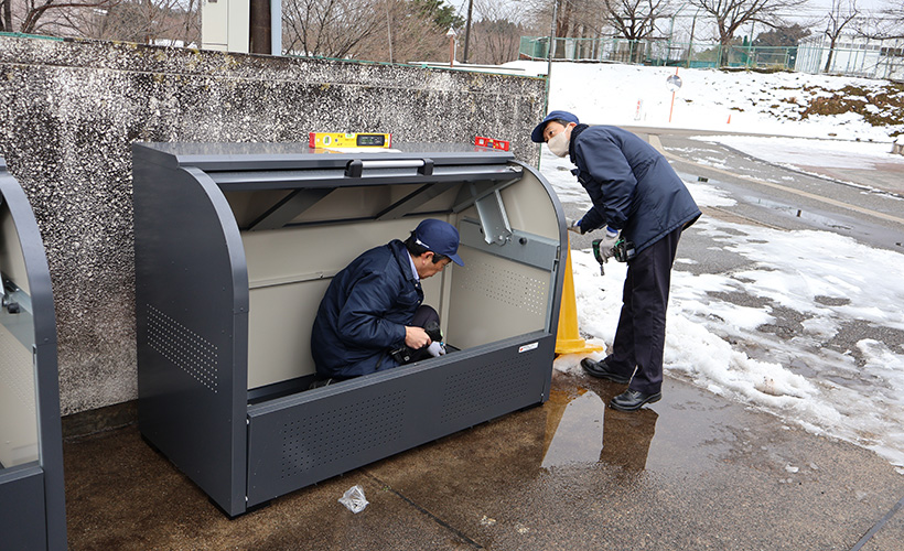 設置作業の様子